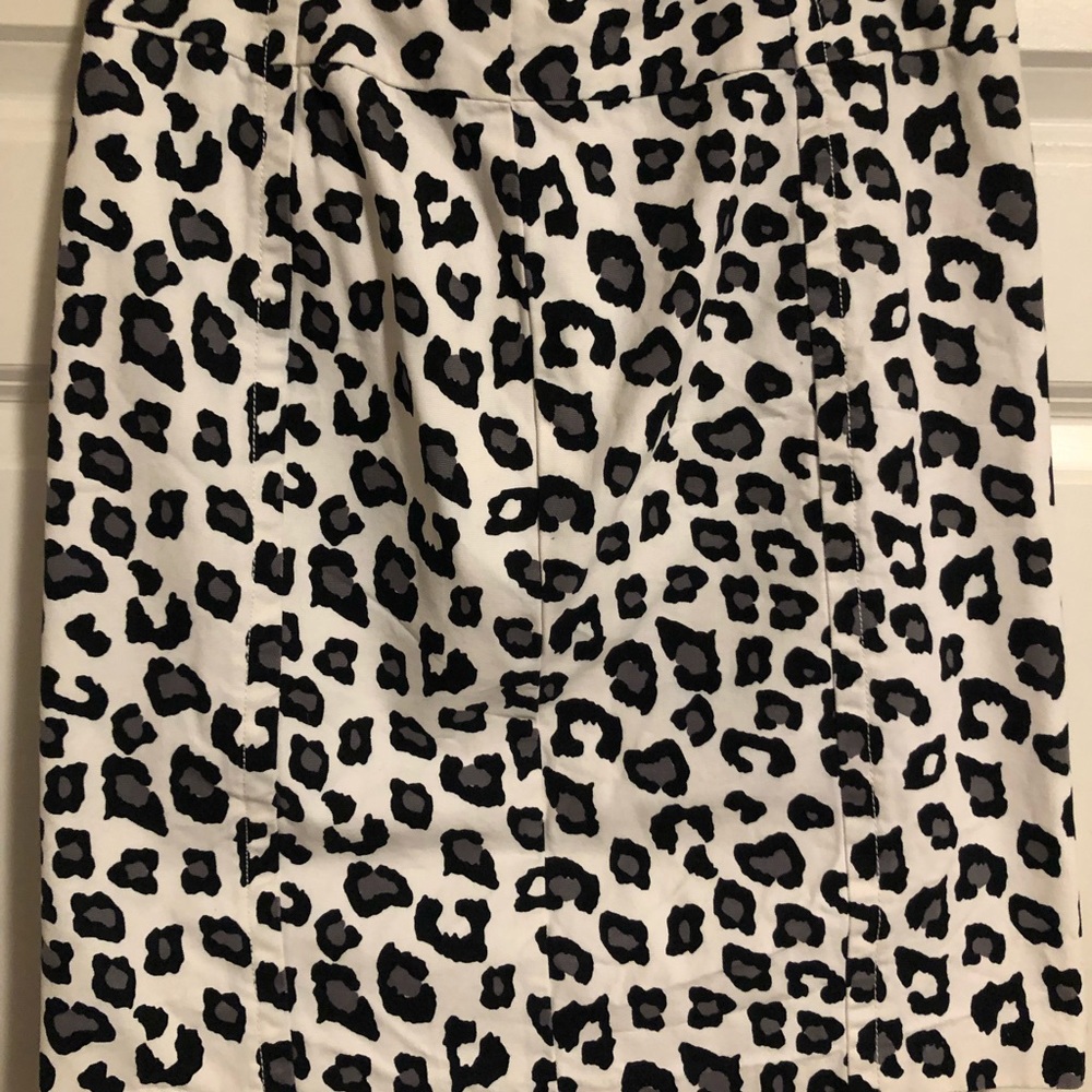 Lot of size 4 professional skirts